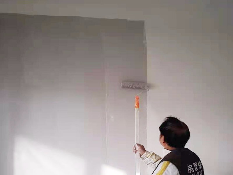 二手房墙面喷漆与墙面刷漆有何区别？哪种方法的效果比较好？施工公司