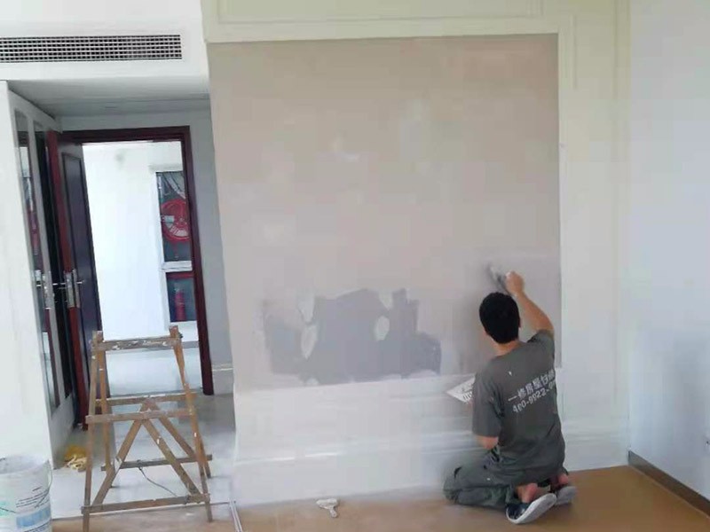 出租房墙面翻新，是贴墙纸还是刷漆？