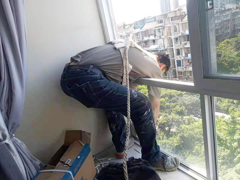 上海飘窗翻新装修施工案例